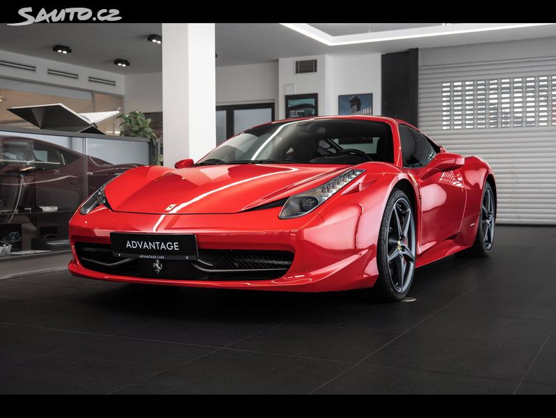 Ferrari 458, Italia